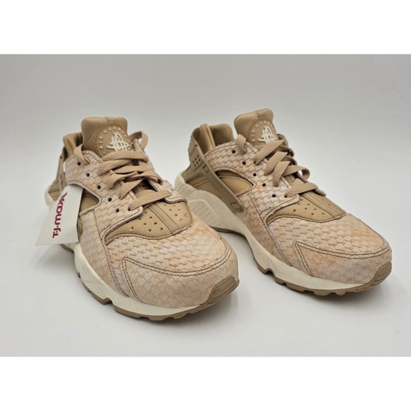 Nike Shoes - Nike Air Huarache Run Mushroom Tan Textured Snakeskin 683818-201 Women's 6.5 NEW